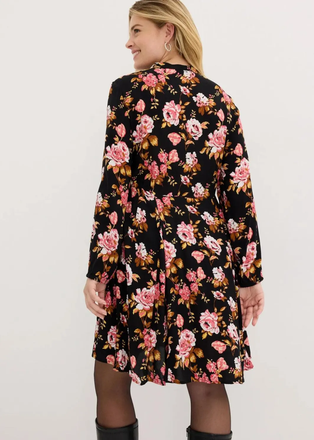Hot Hemdblusenkleid aus reiner Viskose Damen Bekleidung·Pullover & Strickjacken