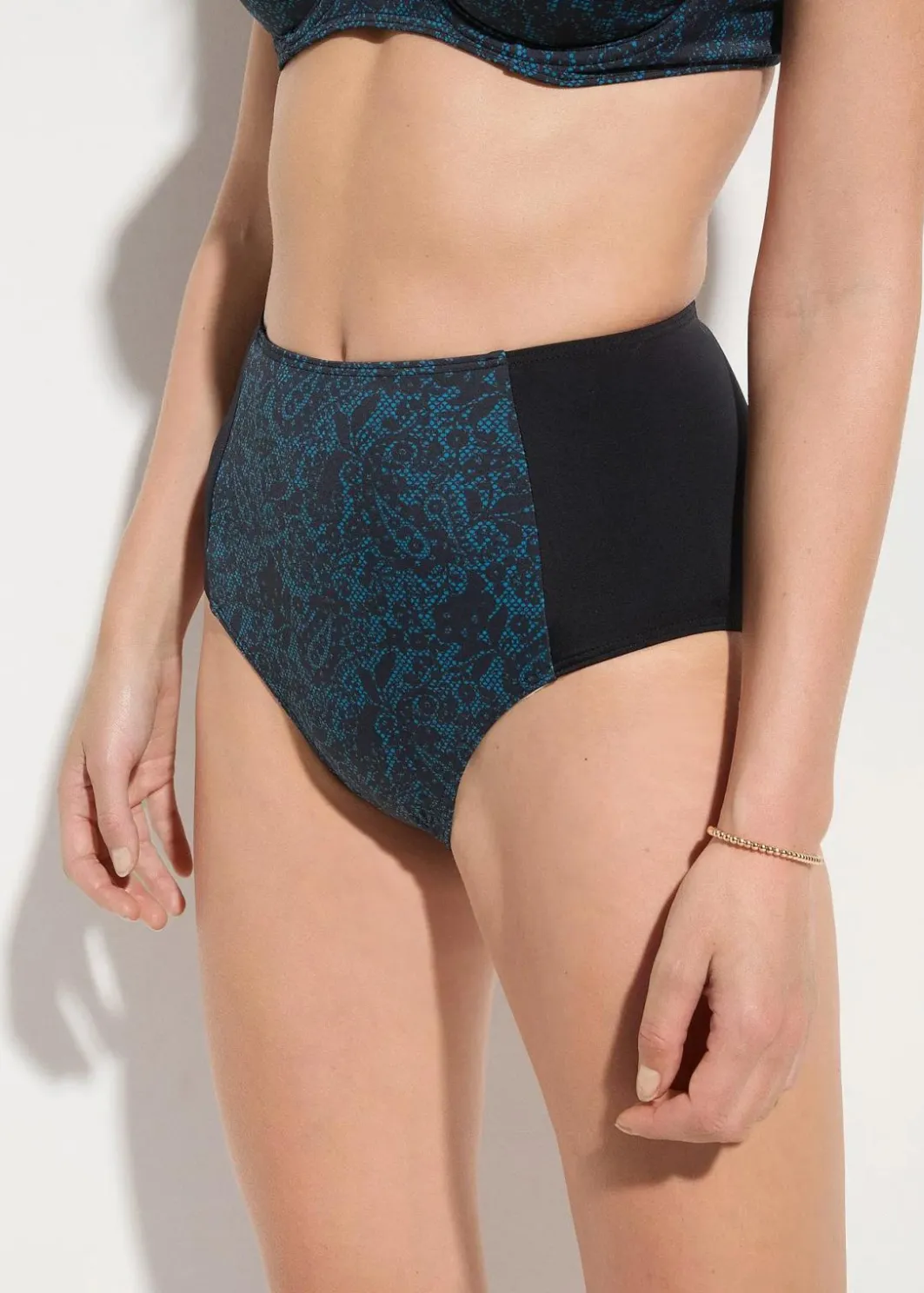 Best High Waisted Bikinihose aus recyceltem Polyamid Damen Nachhaltigere Materialien|Mix & Match