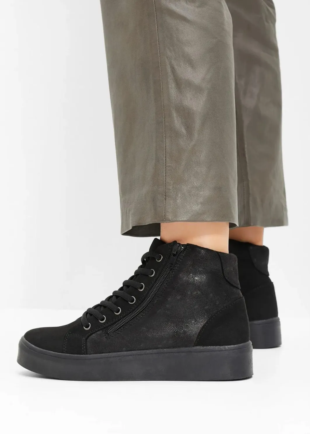 High-Top-Sneaker mit Plateau-Sohle Damen Sneaker|Schuhe & Accessoires In Spezialgrößen·Schuhe In Übergröße