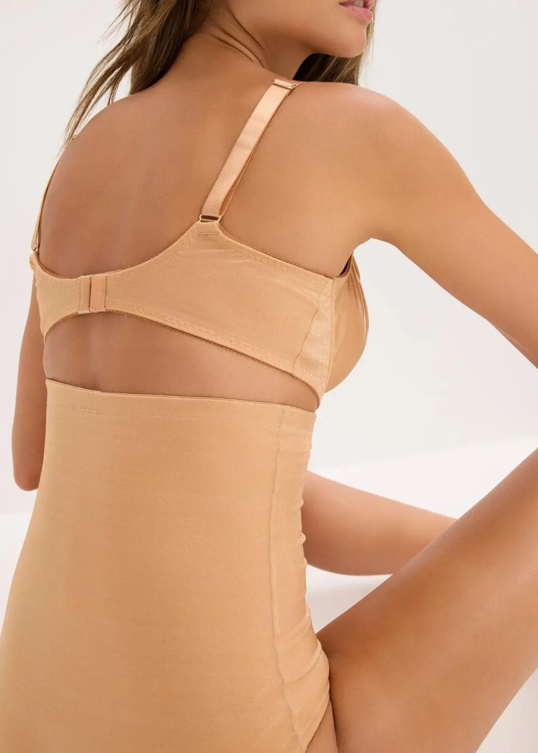Damen bonprix Wäsche·Shapewear|Wäsche·Höschen|Highwaist Shape Slip aus schimmerndem Material mit mittlerer Formkraft