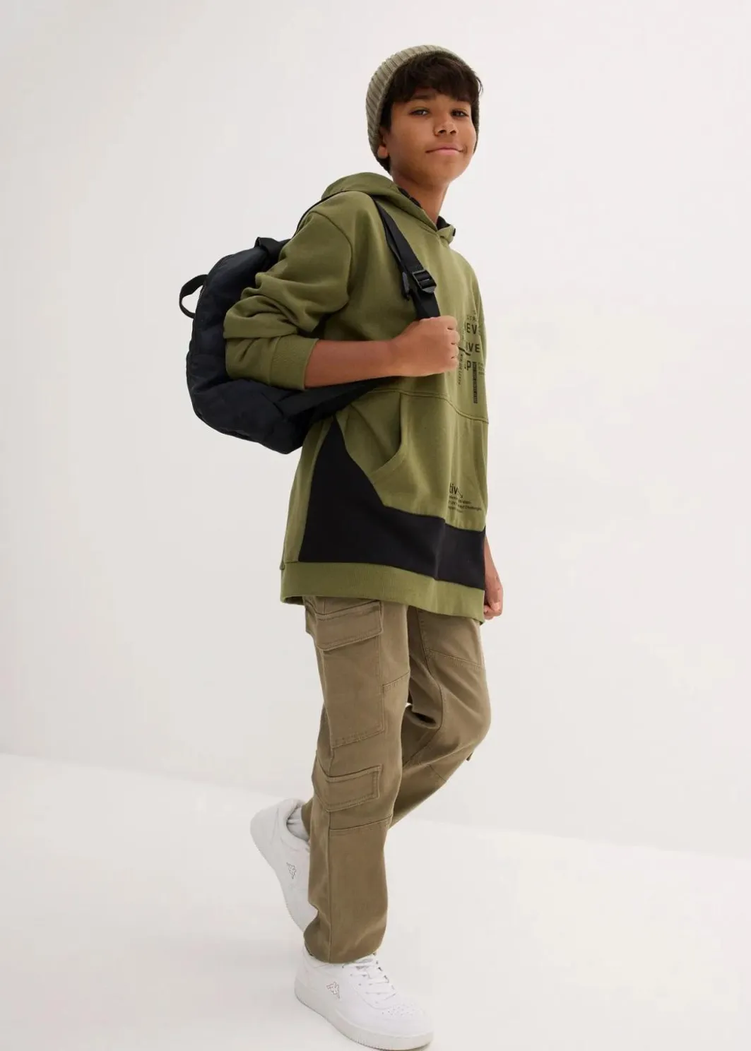 Outlet Hoodie aus weichem Baumwoll-Mix Kinder Jungen 9-16 Jahre·Sweat & Strick|Jungen 2-8 Jahre·Nachhaltigere Materialien
