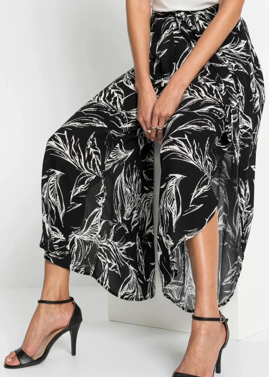 Damen bonprix Bekleidung·Kleider|Hosen|Hose aus strukturierter Viskose