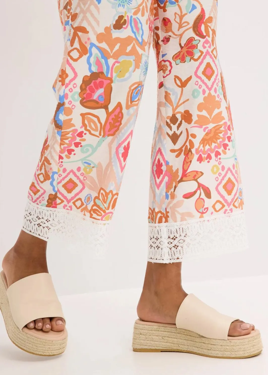 Damen bonprix Bekleidung·Kleider|Hosen|Hose mit Spitze