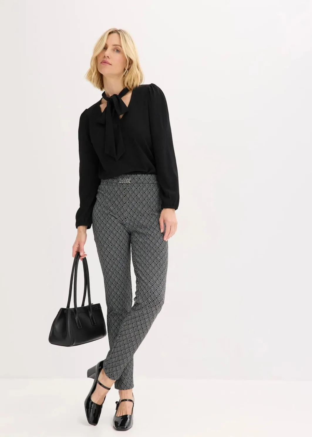Damen bonprix Bekleidung·Kleider|Hosen|Jacquard Schlupfhose mit Schließendetail