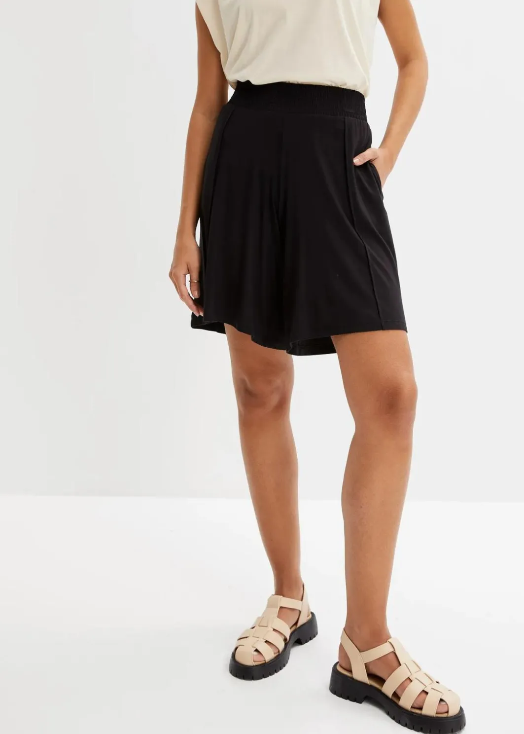 Damen bonprix Nachhaltigere Materialien|Hosen|Jersey-Bermuda mit Bequembund