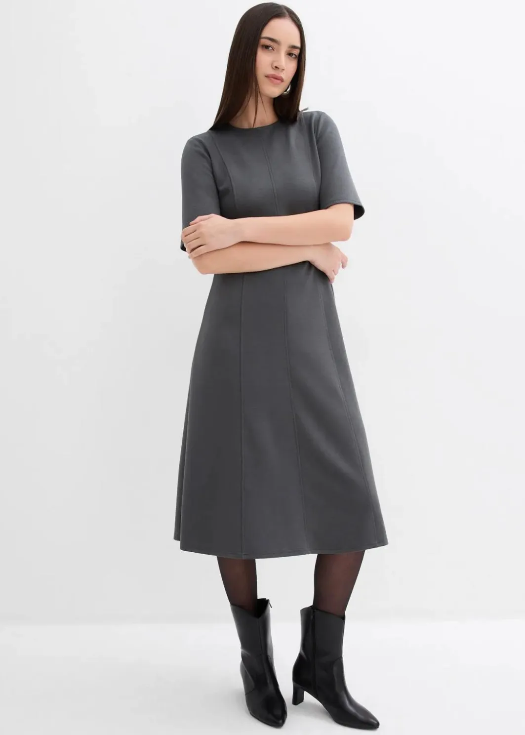 Discount Jerseykleid aus fließendem Viskose-Mix Damen Bekleidung·Pullover & Strickjacken|Kleider
