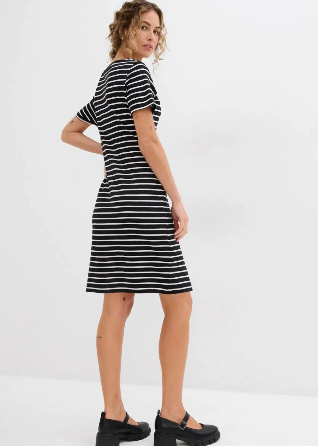 Jerseykleid aus reiner Baumwolle Damen Bekleidung·Pullover & Strickjacken|Kleider