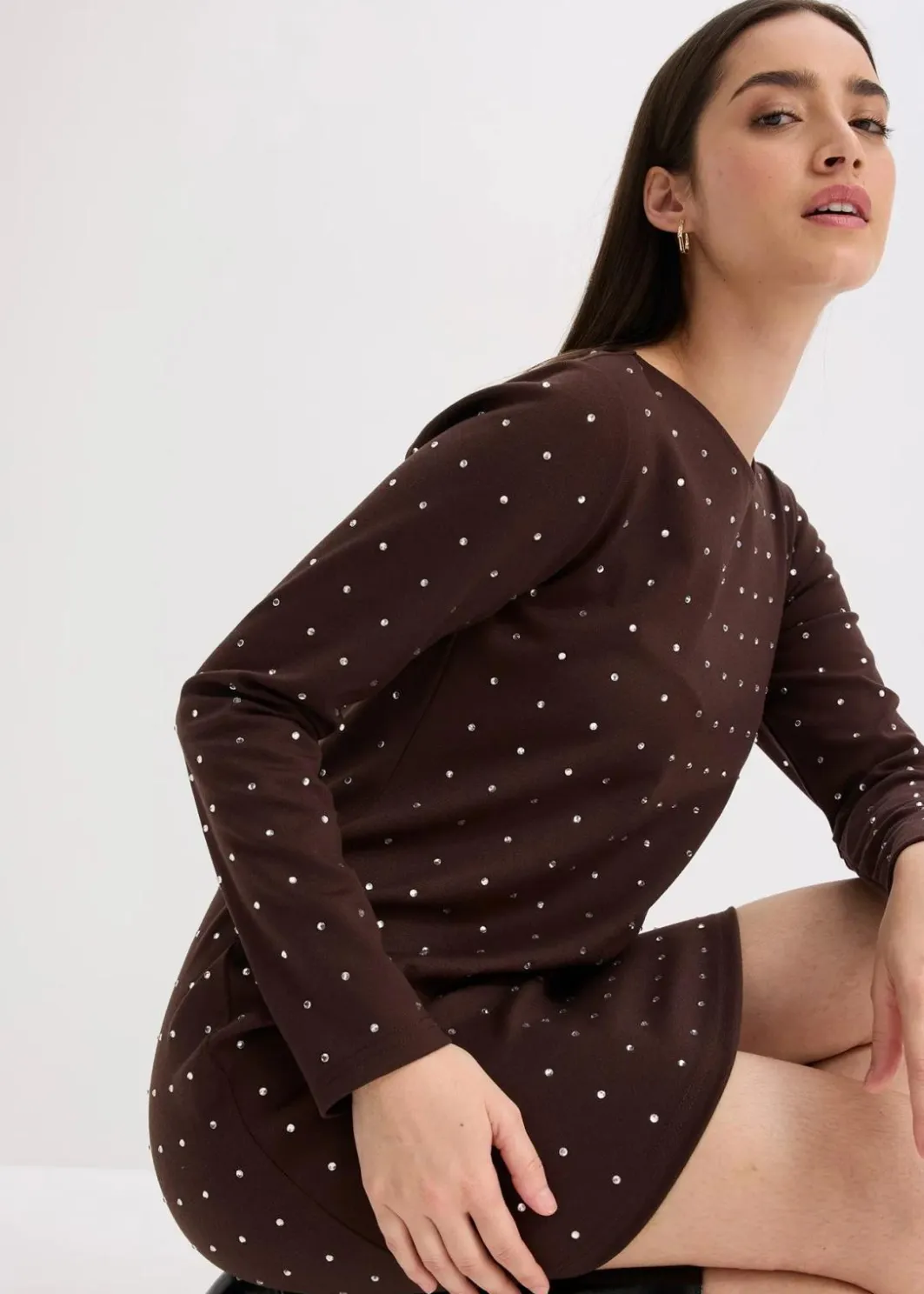 Hot Jerseykleid mit Strass-Applikationen Damen Bekleidung·Pullover & Strickjacken|Kleider