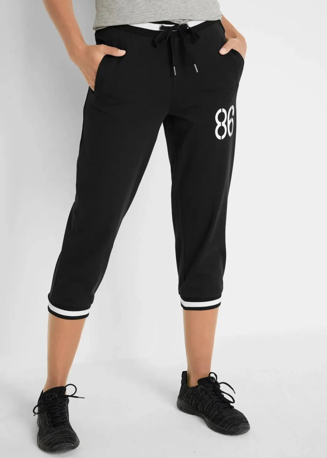 Outlet Jogginghose, 3/4-Länge aus Baumwollmix Damen Bekleidung·Sweat|Bekleidung·Blusen & Tuniken