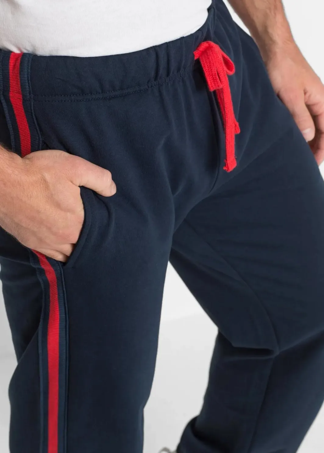 Jogginghose mit Kontrastdetails Herren Große Größen|Basics