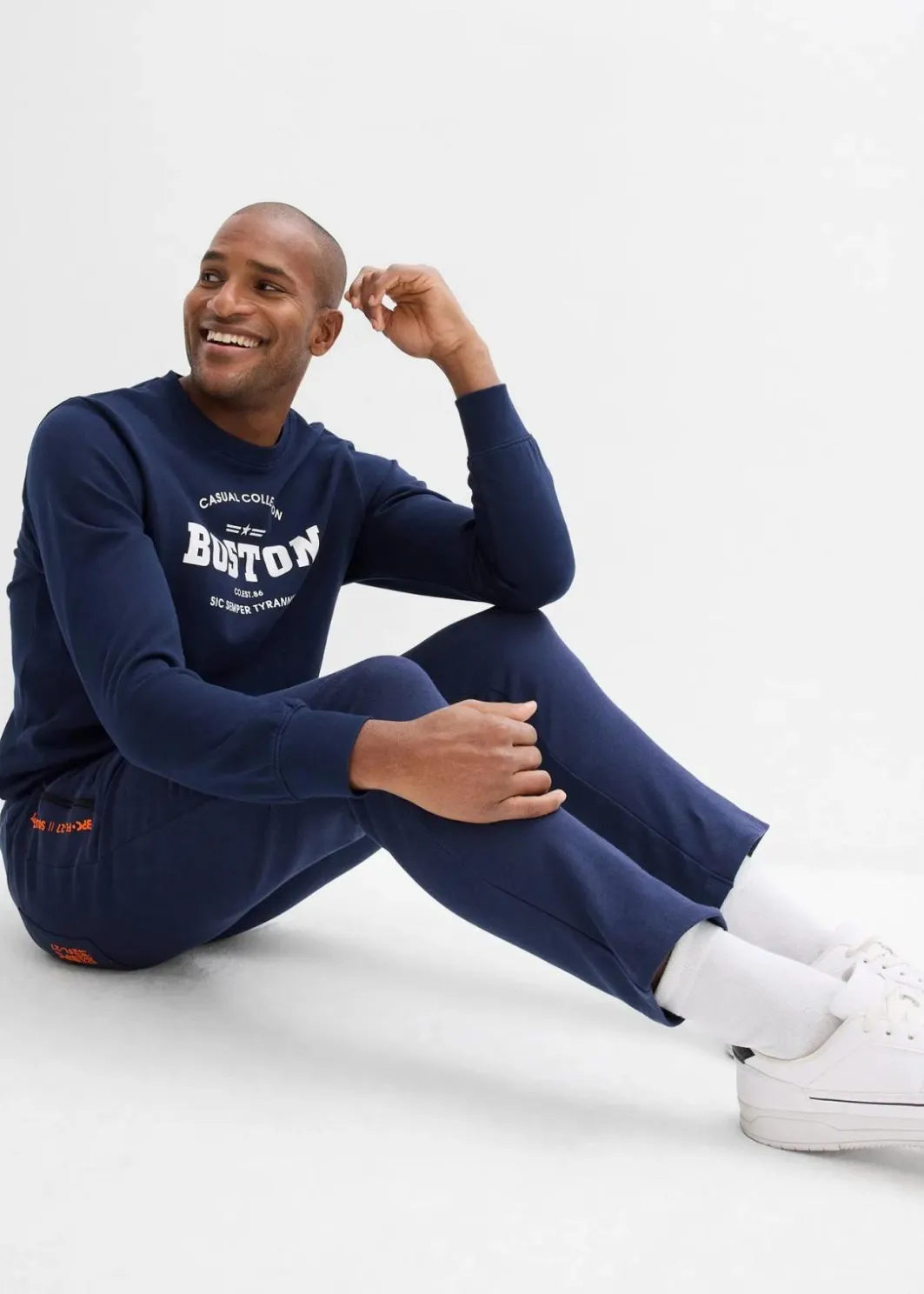Outlet Jogginghose mit praktischen Reißverschlusstaschen aus Bio-Baumwolle Herren Sweat|Hosen