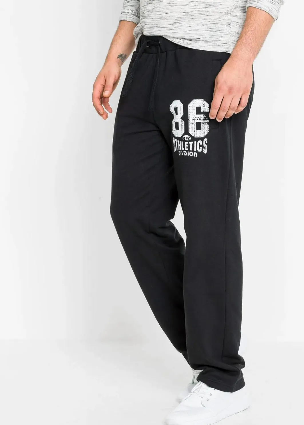 Herren bonprix Große Größen|Sportbekleidung|Jogginghose mit sportiven Details aus reiner Bio-Baumwolle