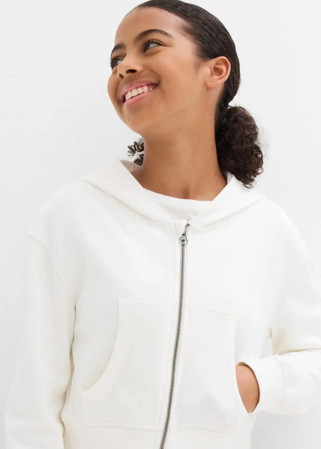 Kinder bonprix Mädchen 9-16 Jahre·Sweat & Strick|Mädchen 2-8 Jahre·Nachhaltigere Materialien|Kapuzen-Sweatjacke aus reiner Bio-Baumwolle
