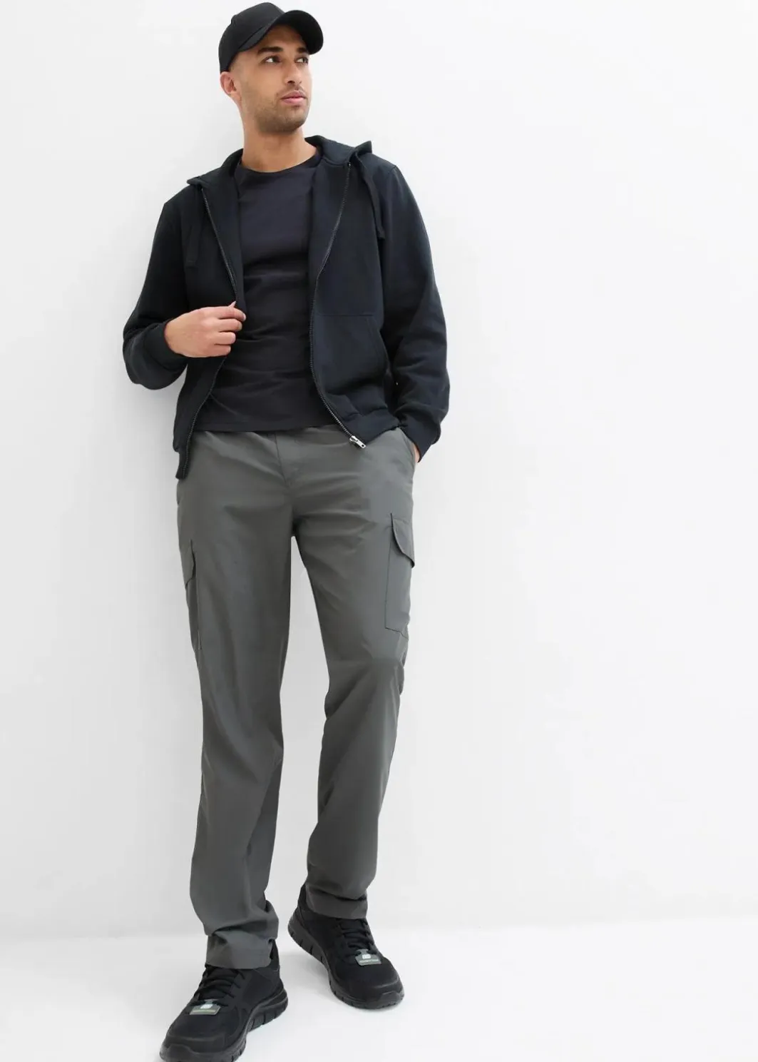 Herren bonprix Große Größen|Basics|Kapuzen-Sweatjacke mit Reißverschluss