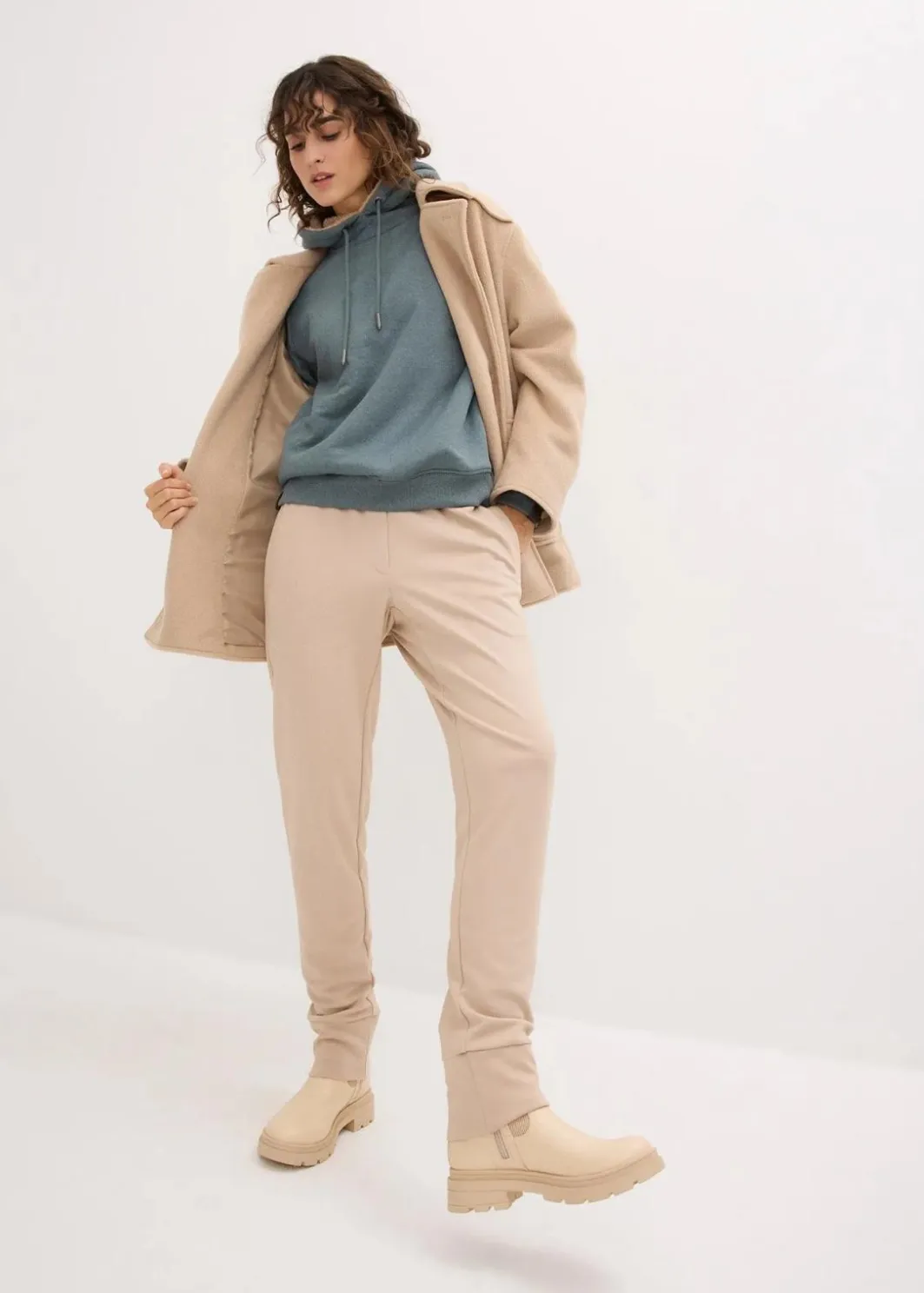Hot Kapuzensweatshirt aus Baumwoll-Mix und Teddy-Futter Damen Bekleidung·Blusen & Tuniken|Nachhaltigere Materialien