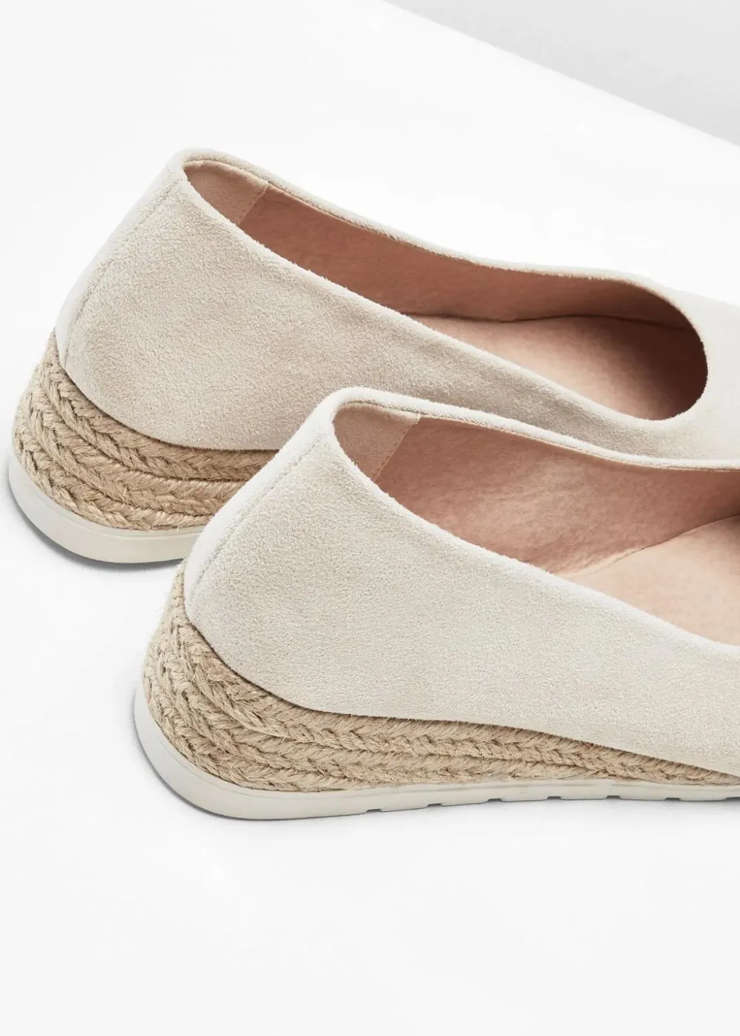 Outlet Keilpumps in Bastoptik Damen Pumps