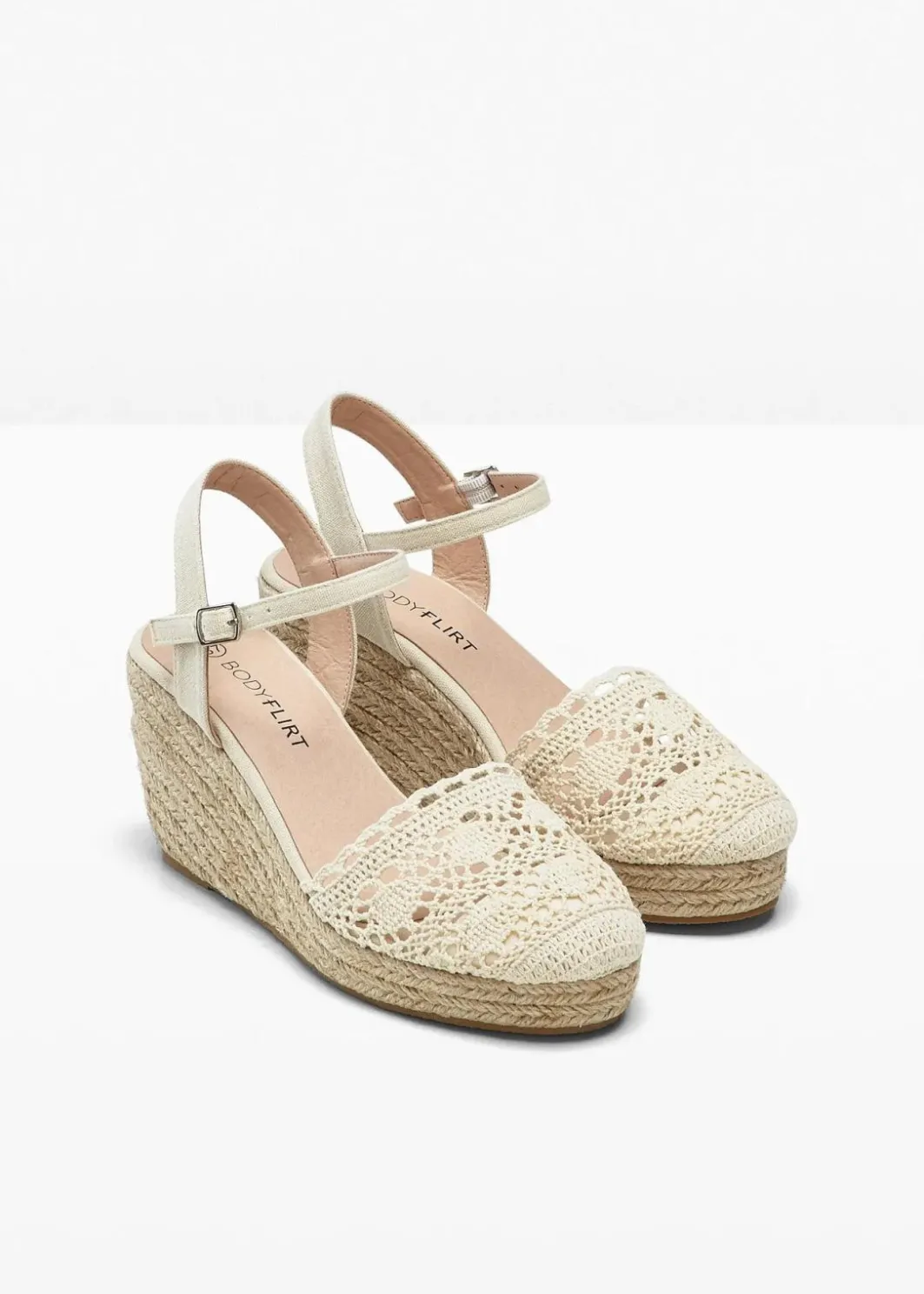 Damen bonprix Pumps|Keilpumps in Häkel-Optik