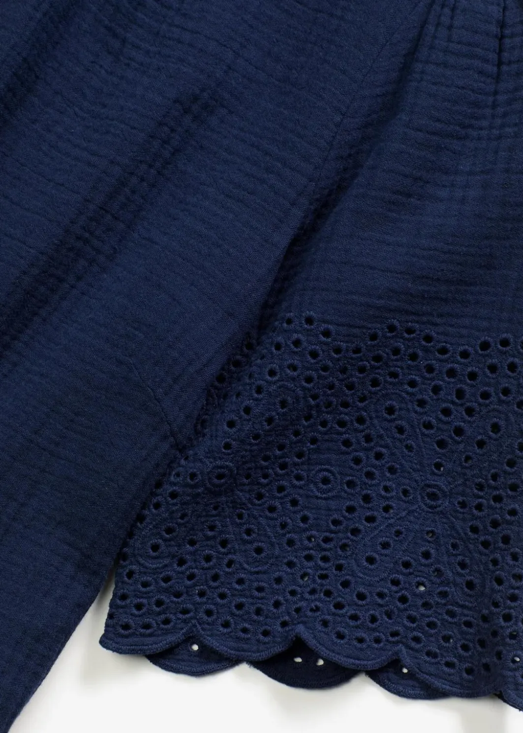 Sale Kleid aus Musselin mit Lochstickerei Damen Kleider|Bekleidung·Pullover & Strickjacken