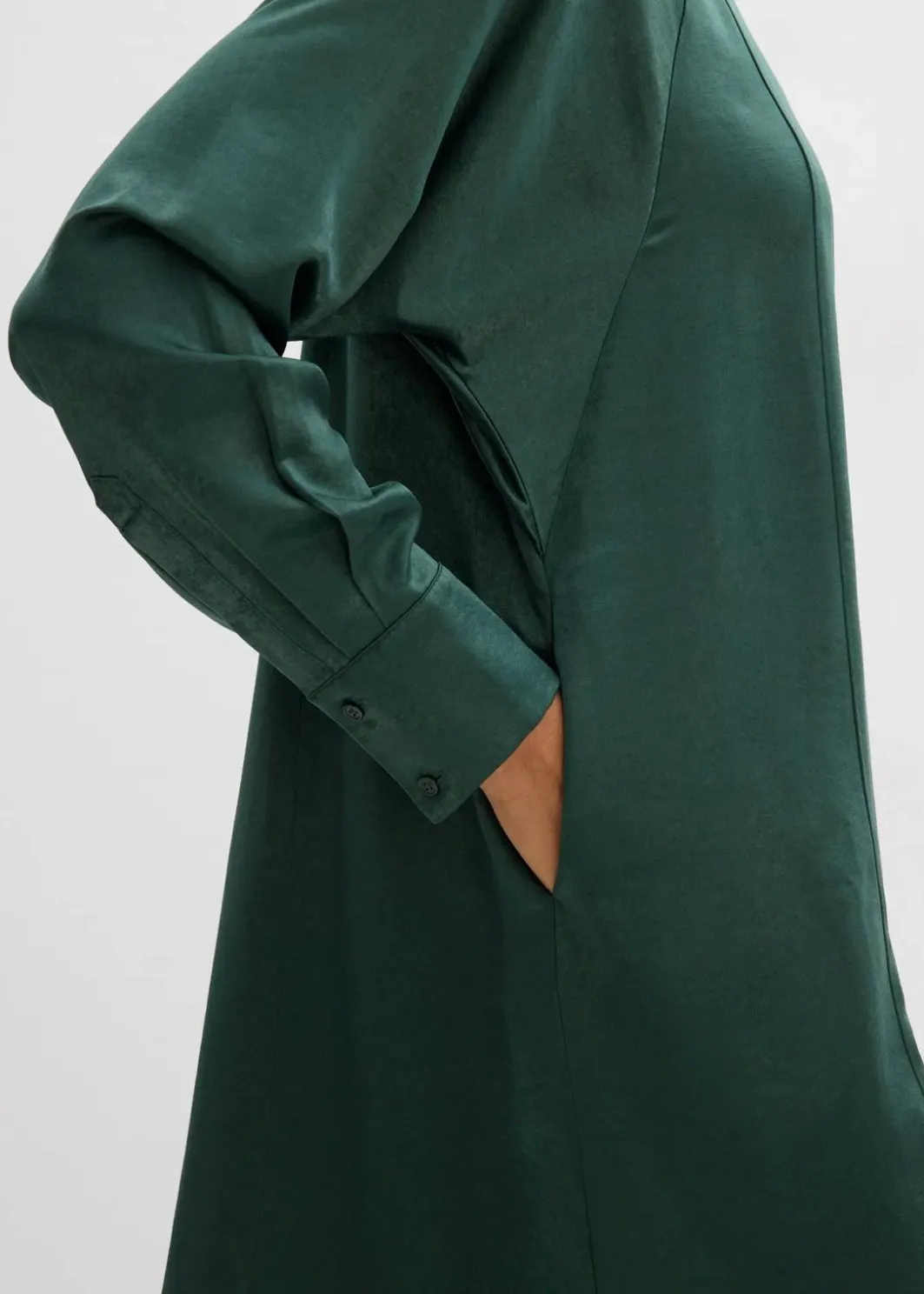 New Kleid aus Viskose-Mix Damen Bekleidung·Pullover & Strickjacken|Kleider
