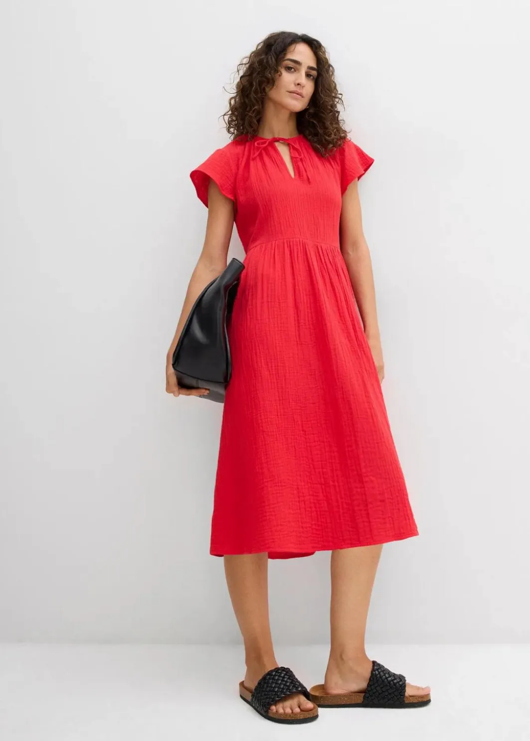 Outlet Kleid aus weichem Musselin Damen Bekleidung·Pullover & Strickjacken|Kleider