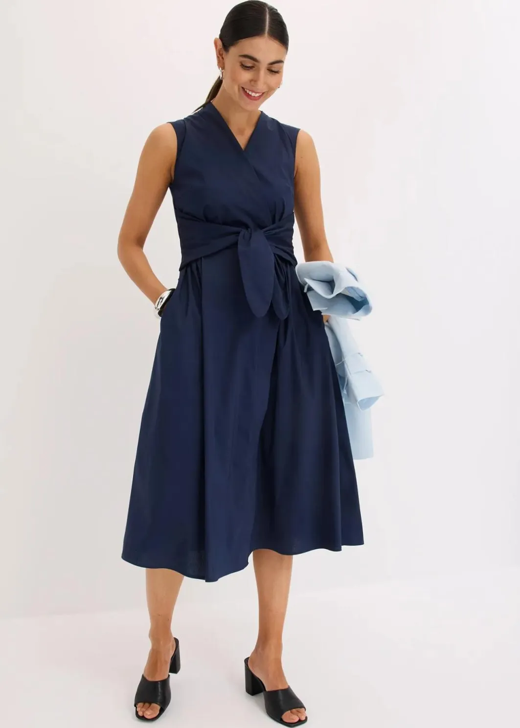 Online Kleid mit Bindedetail Damen Bekleidung·Pullover & Strickjacken|Kleider