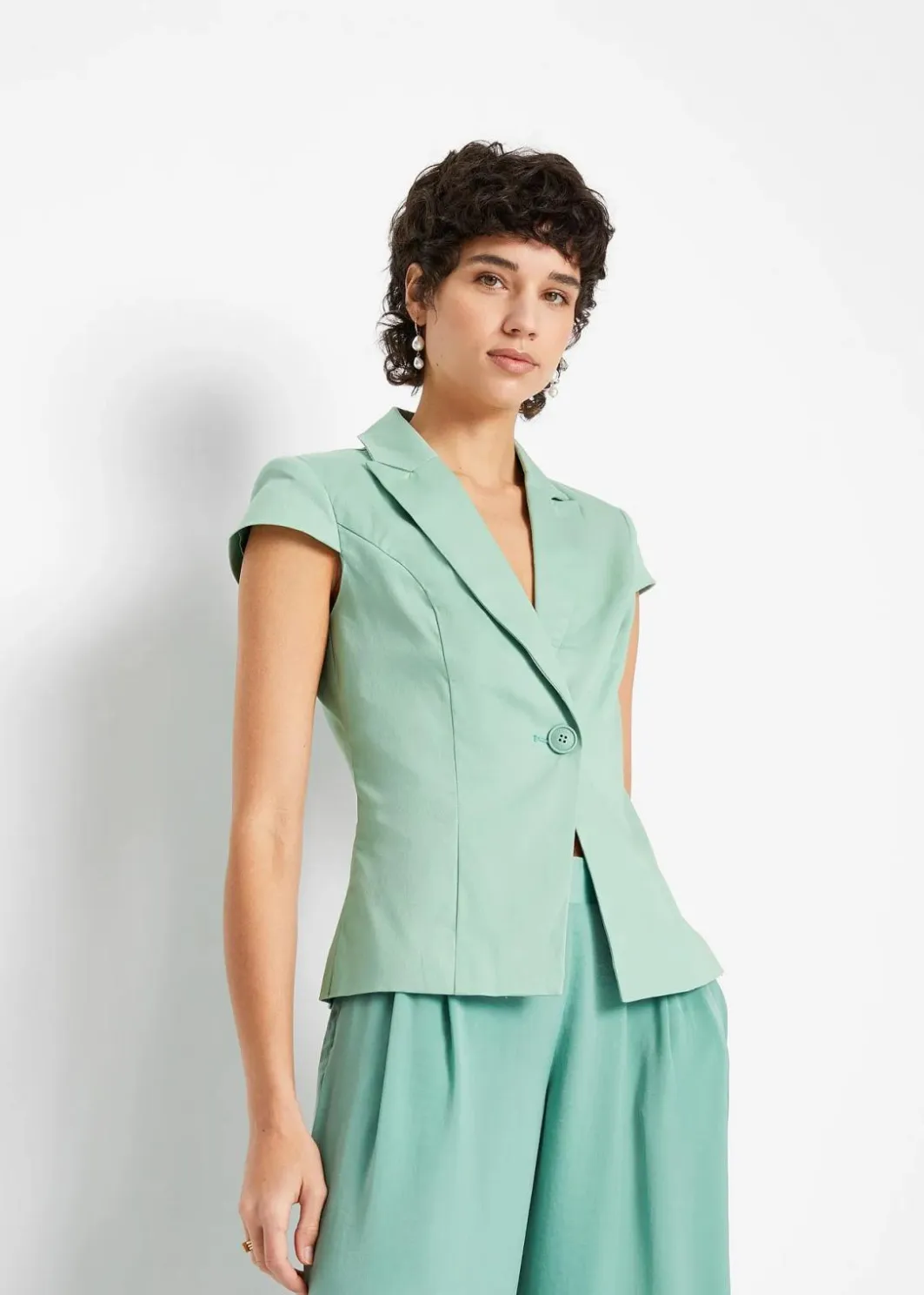 Hot Kurzarm Blazer aus Baumwollsatin Damen Bekleidung·Basics|Blazer