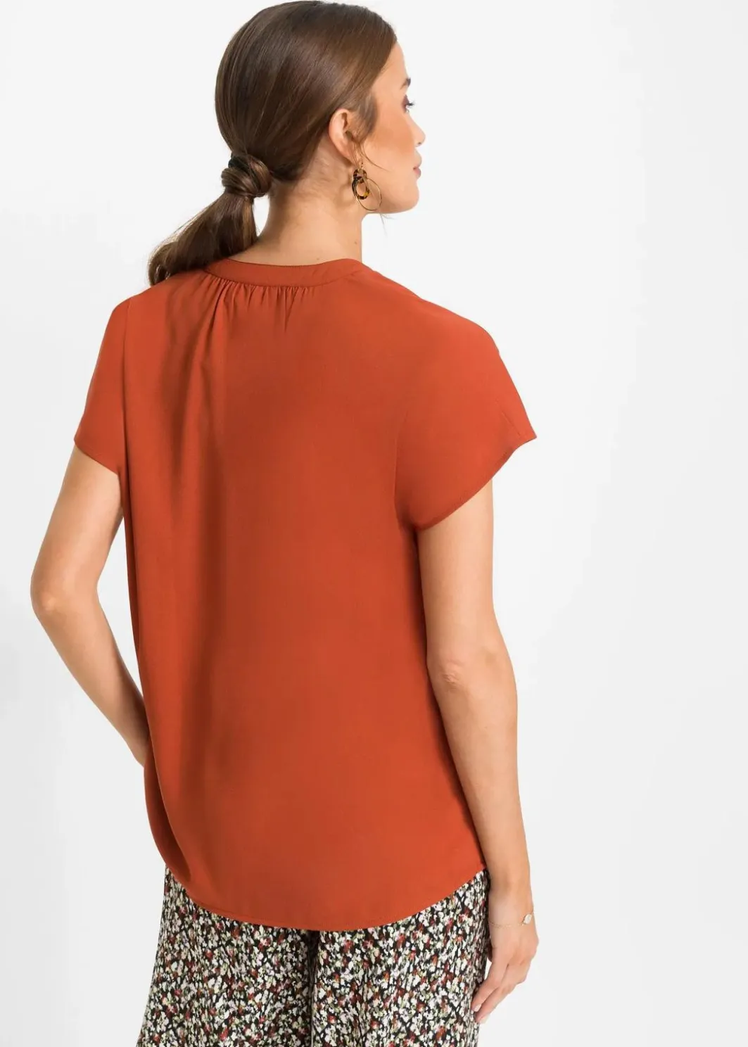 Outlet Kurzarmbluse mit verdeckter Knopfleiste Damen Blusen & Tuniken|Bekleidung·Jacken & Mäntel