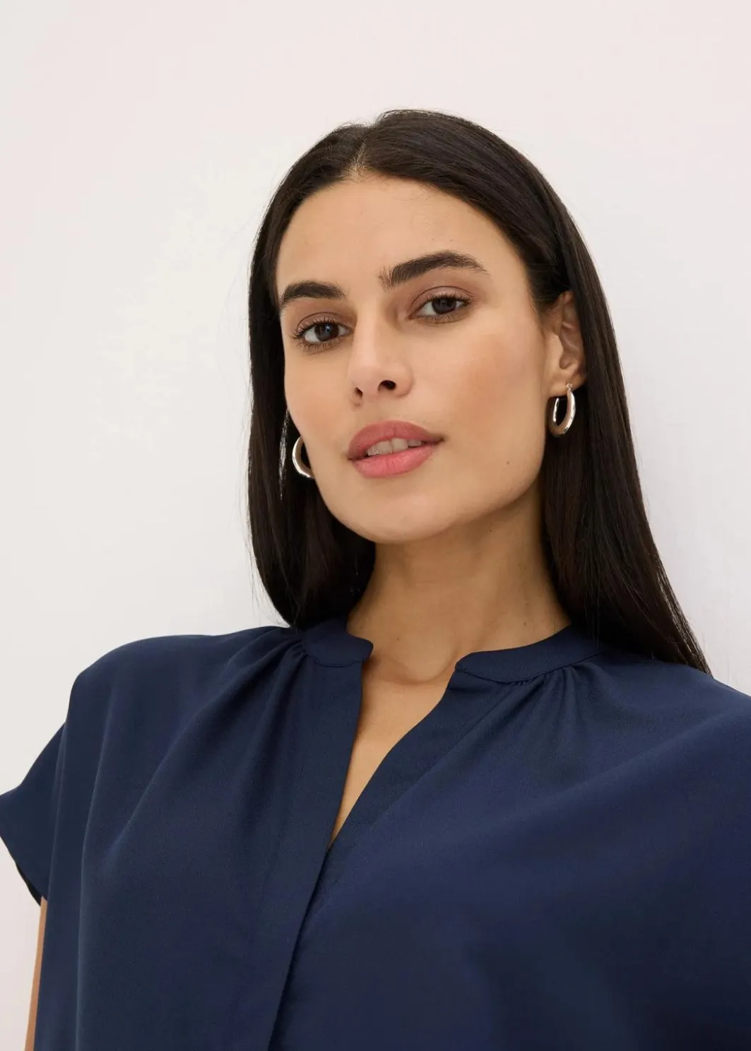 Best Kurzarmbluse mit verdeckter Knopfleiste Damen Blusen & Tuniken|Bekleidung·Jacken & Mäntel