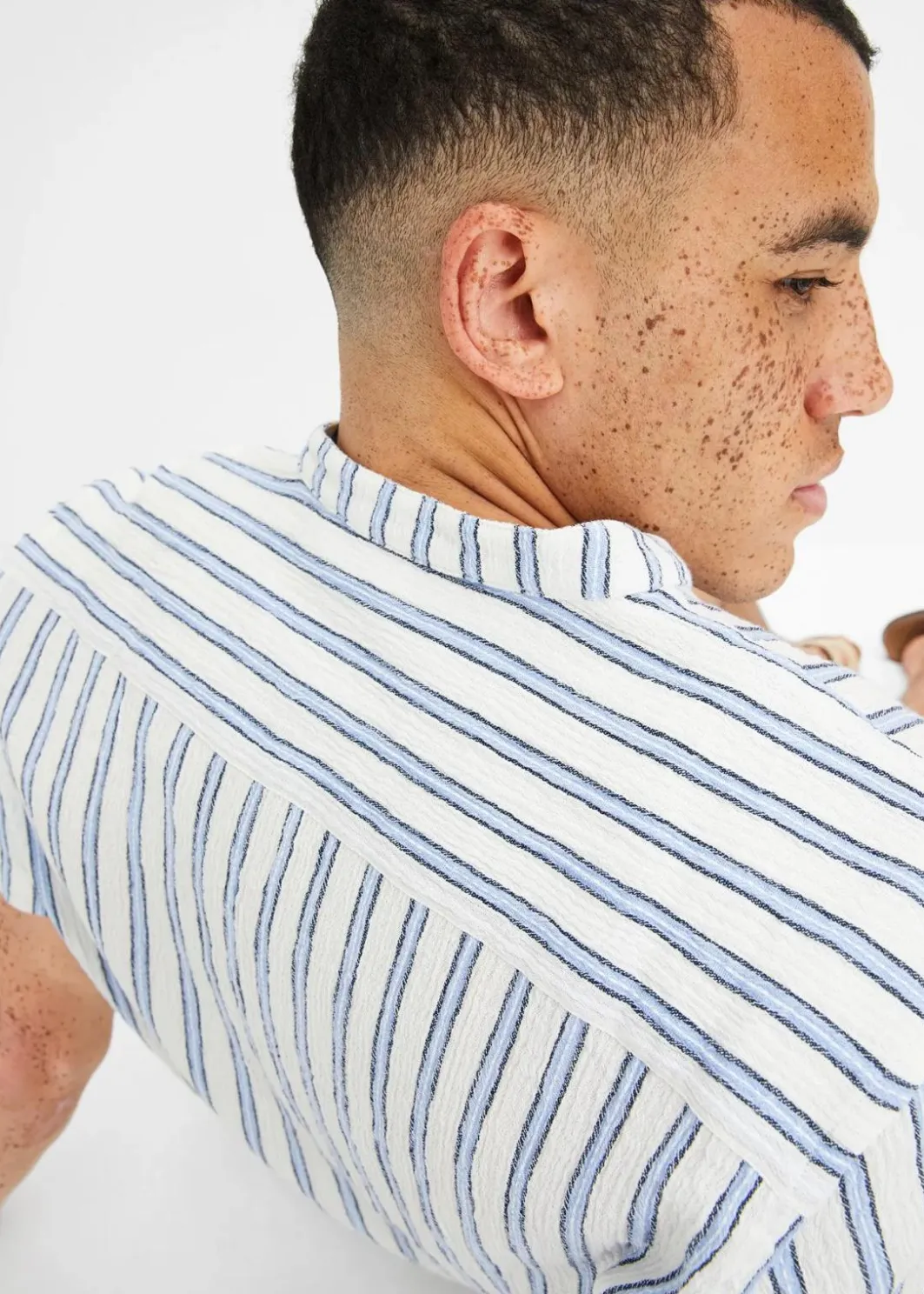 Herren bonprix Große Größen|Hemden|Kurzarmhemd in Crinkle-Optik