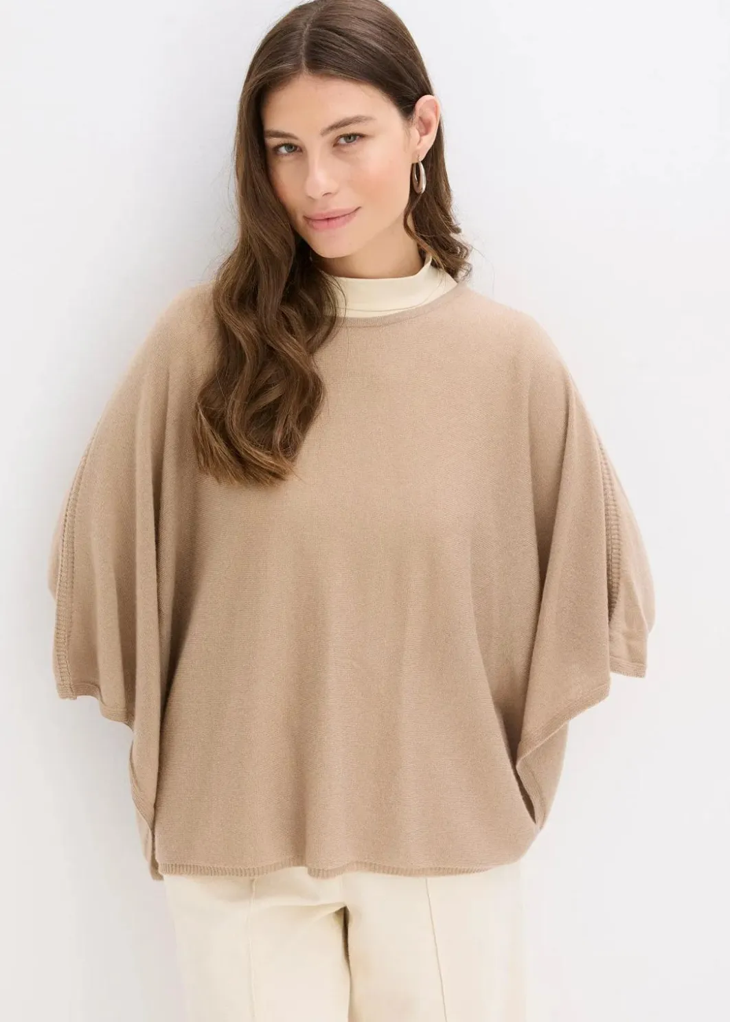 Damen bonprix Ponchos|Schuhe & Accessoires In Spezialgrößen·Tücher & Ponchos|kurzer Wollponcho