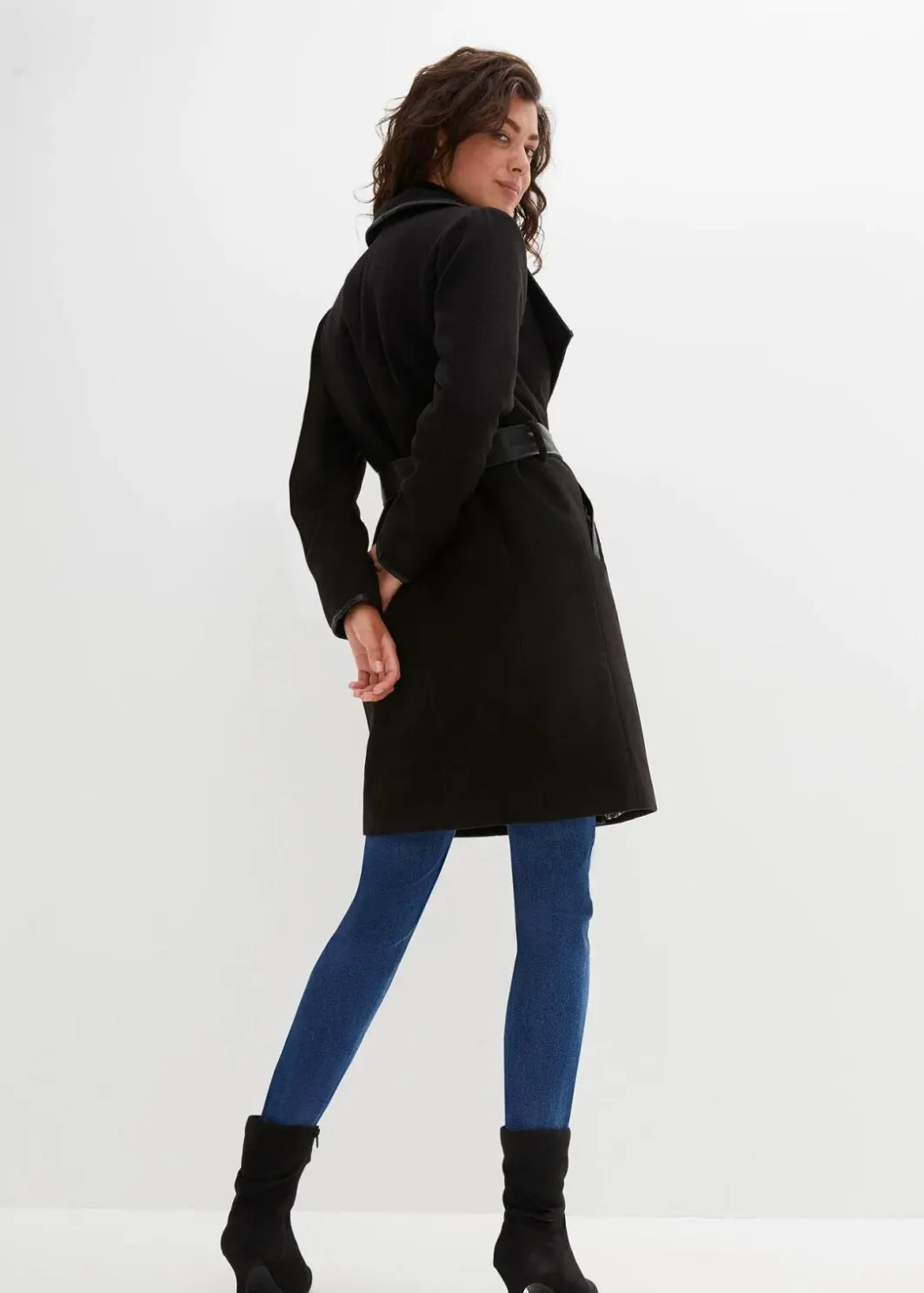 Damen bonprix Bekleidung·Hosen|Jacken & Mäntel|Kurzmantel in Wolloptik