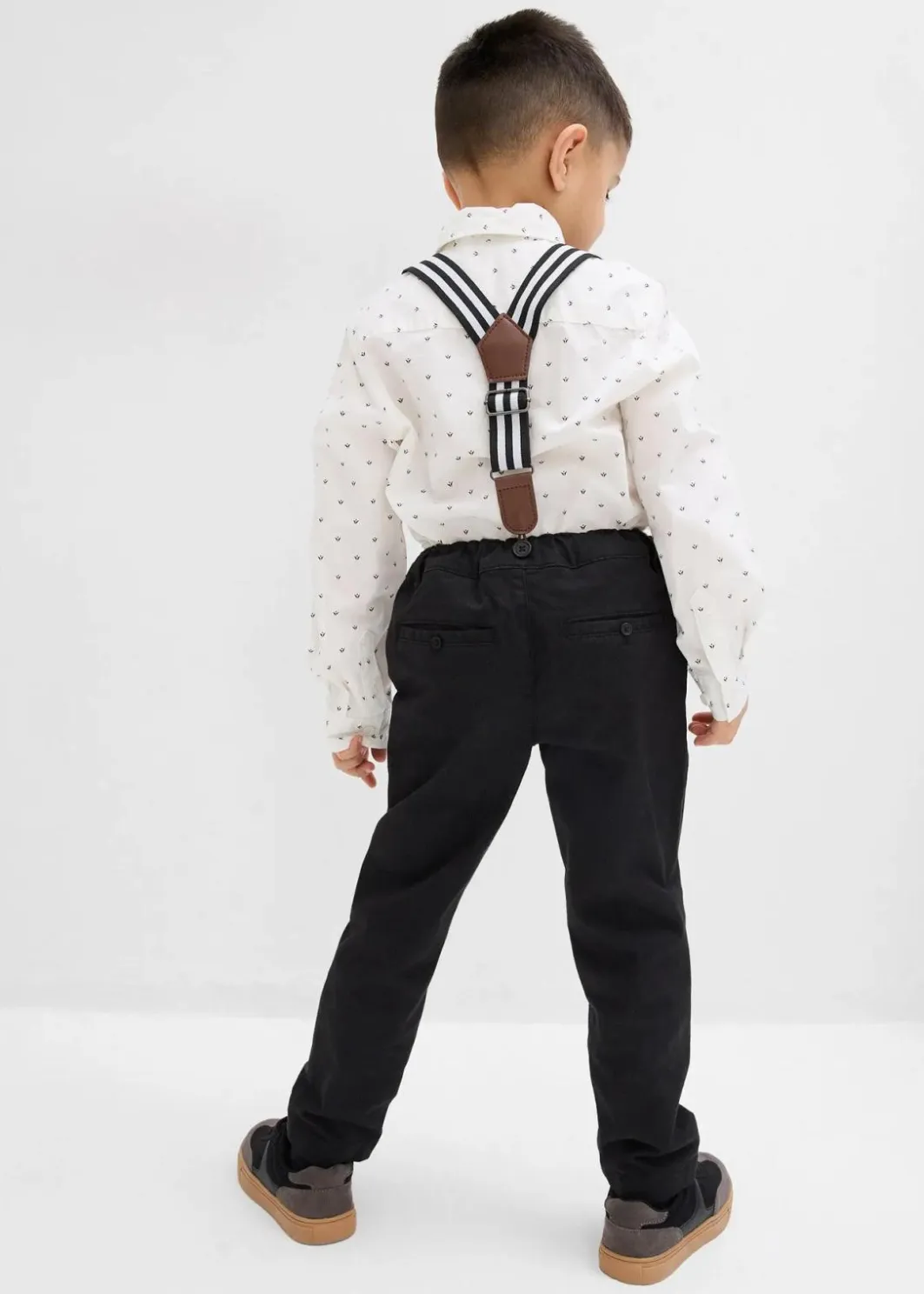 Kinder bonprix Jungen 2-8 Jahre·Anzüge & Hemden|Langarmhemd, Stretch-Hose, Hosenträger und Fliege (4-tlg.Set)