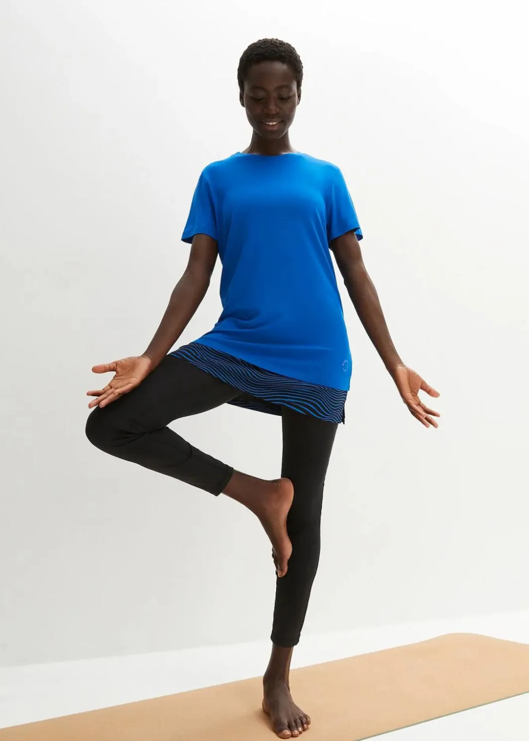 Damen bonprix Bekleidung·Sweat|Nachhaltigere Materialien|Langes Sport-Shirt 2-in-1-Optik
