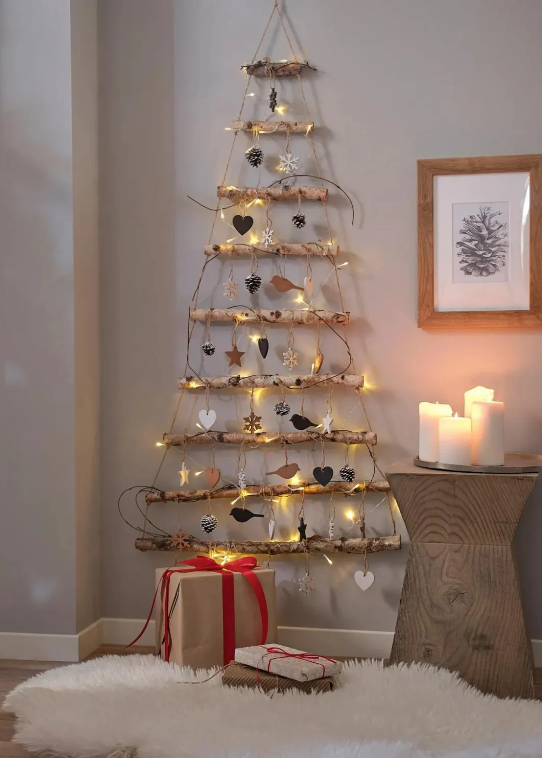 bonprix Wanddekoration|Weihnachtsdeko & -Textilien·Beleuchtung|LED-Wanddeko im Weihnachtsbaum-Design
