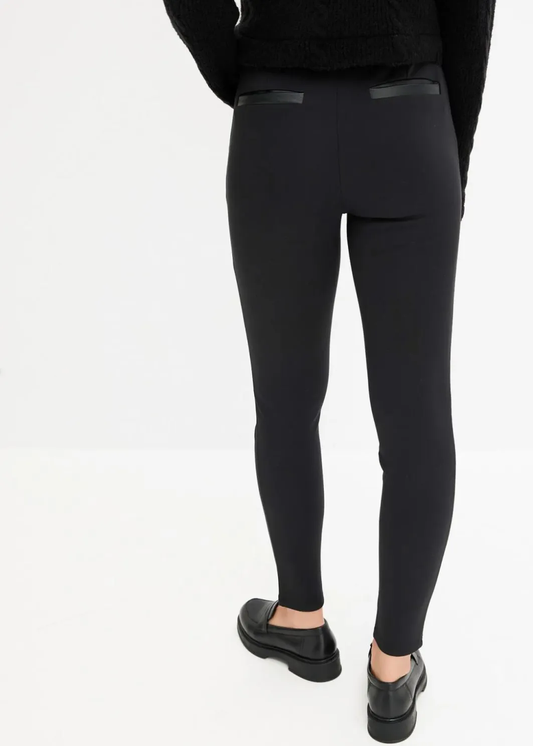 Damen bonprix Bekleidung·Kleider|Hosen|Leggings aus fließendem Viskose-Mix