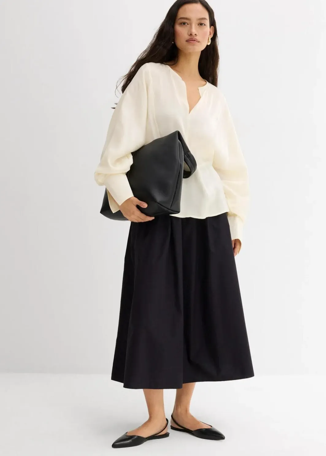 Best Leicht glänzendes Blusenshirt aus Viskose-Mix Damen Blusen & Tuniken|Bekleidung·Jacken & Mäntel