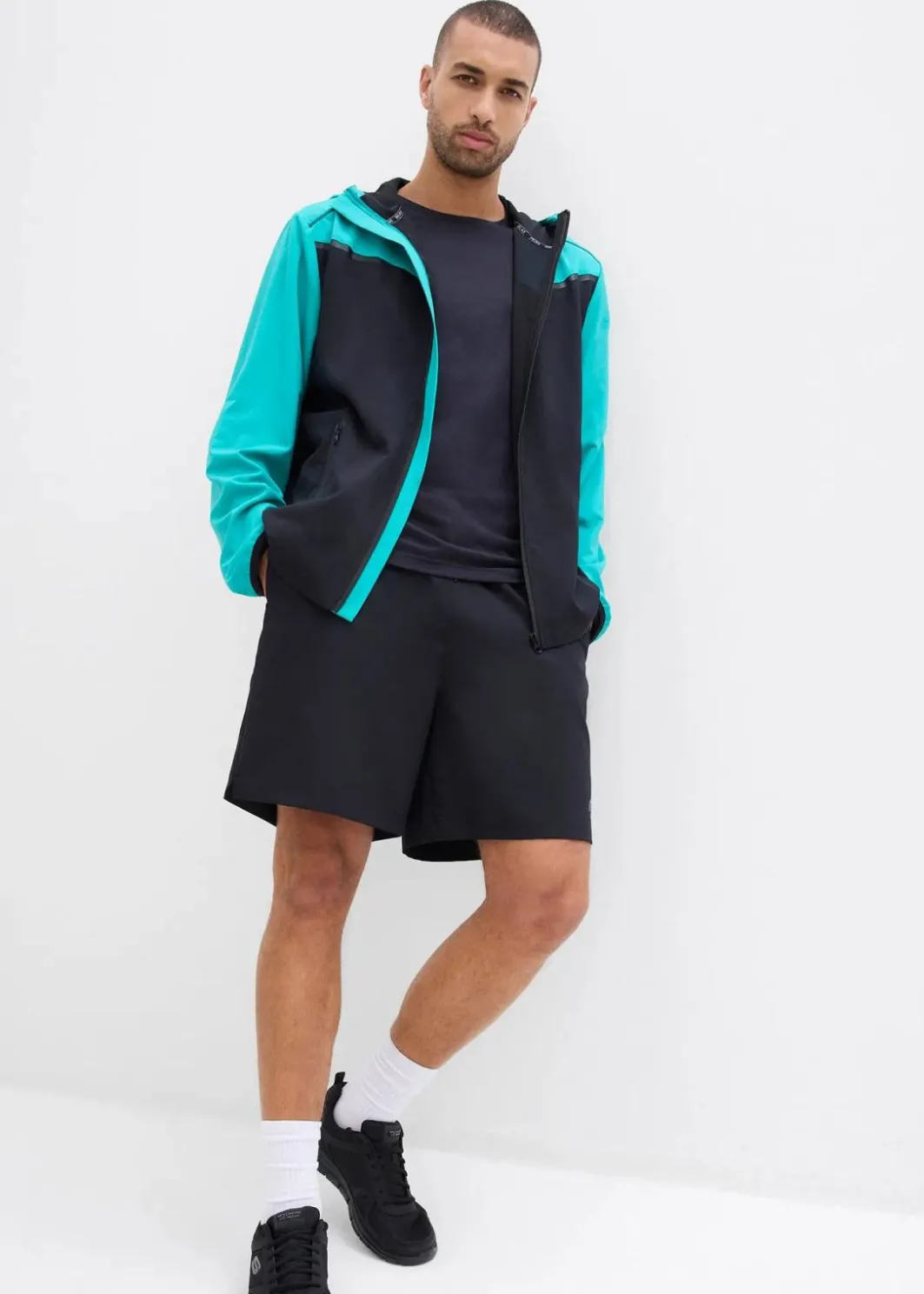 Herren bonprix Große Größen|Sportbekleidung|Leichte Sport-Jacke Herren, schnelltrocknend
