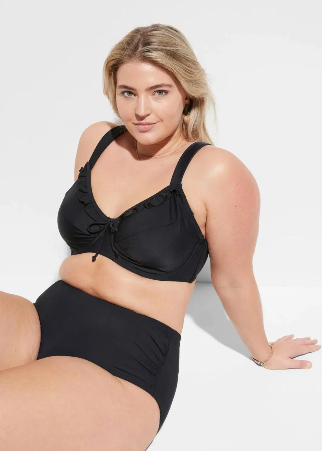 Damen bonprix Nachhaltigere Materialien|Mix & Match|Light Highwaist Shape-Bikinihose mit Raffung