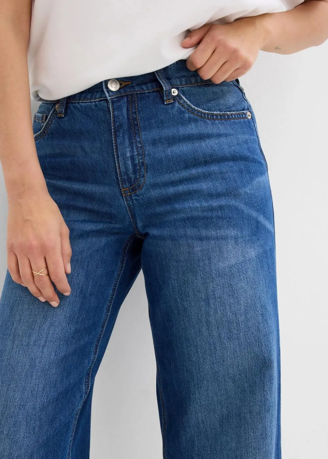 Damen bonprix Bekleidung·Shirts & Tops|Jeans|Loose Straight-Jeans Mid Waist, cropped