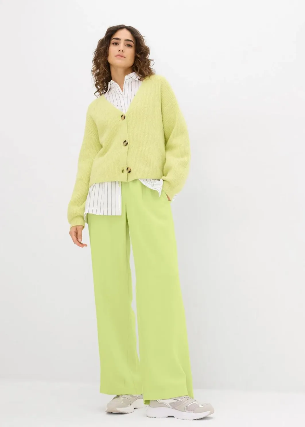 Damen bonprix Bekleidung·Kleider|Hosen|Marlenehose aus fließender Viskose