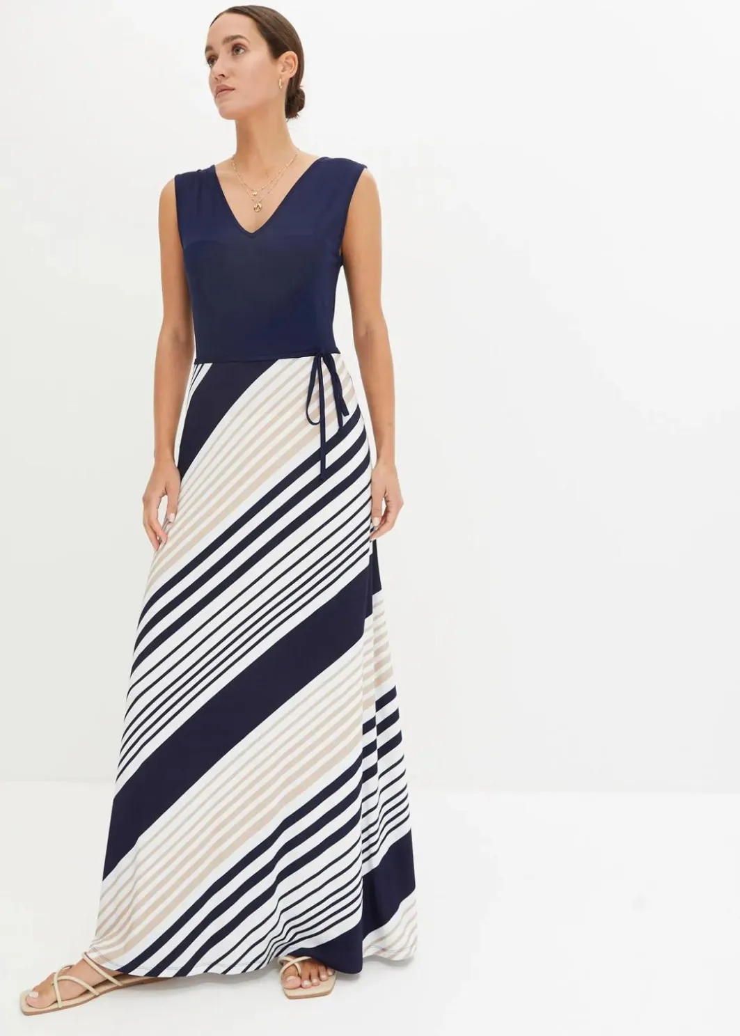 Clearance Maxikleid aus softem Viskose-Mix Damen Bekleidung·Pullover & Strickjacken|Kleider