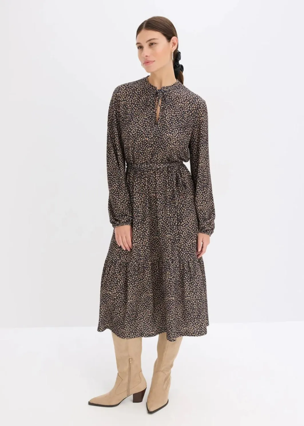 New Midi-Jerseykleid Damen Bekleidung·Pullover & Strickjacken