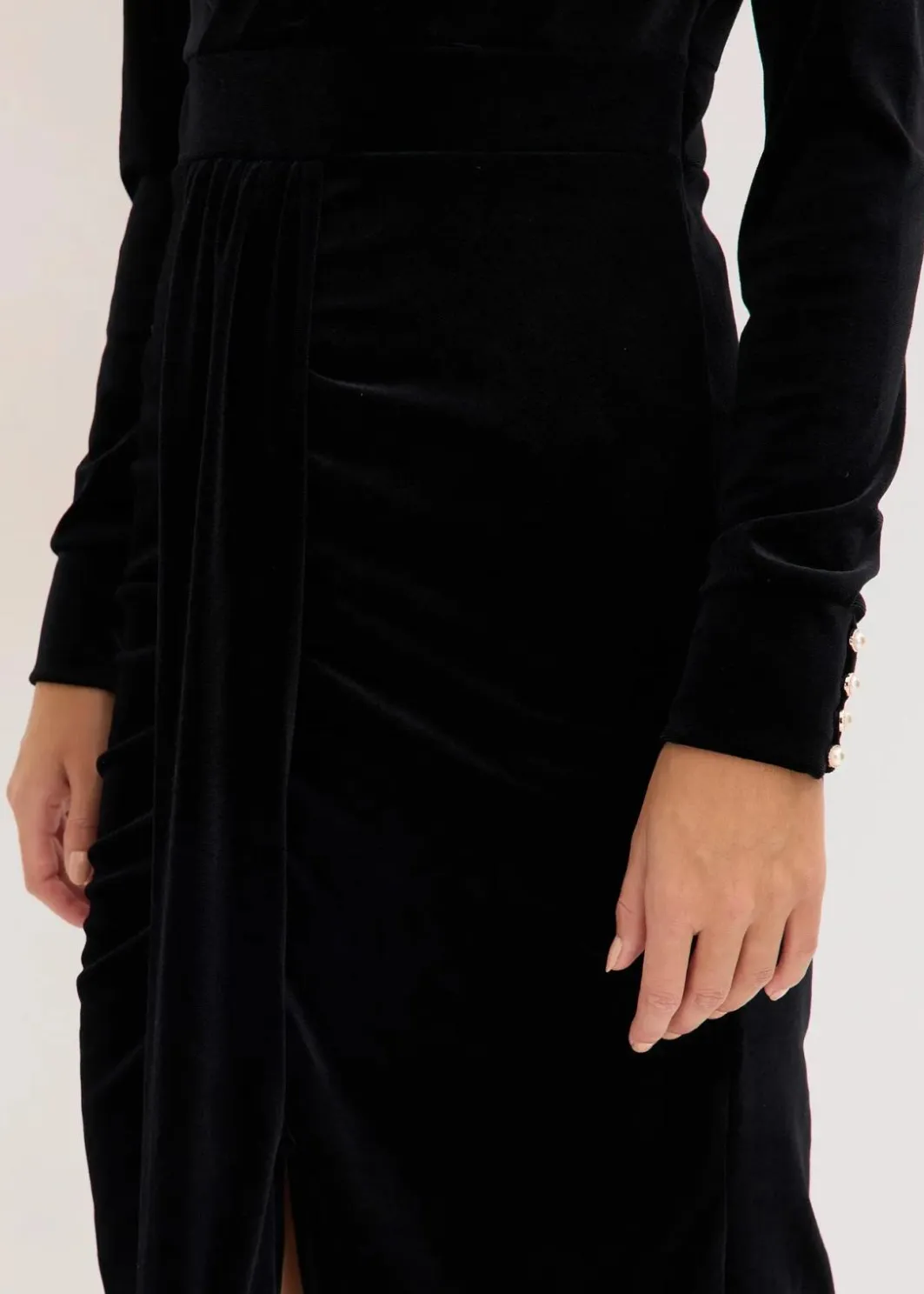 Damen bonprix Kleider|Midikleid aus fließendem Samt