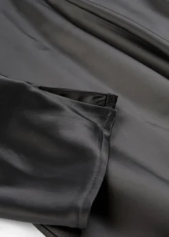Damen bonprix Bekleidung·Pullover & Strickjacken|Kleider|Midikleid aus glänzendem Satin