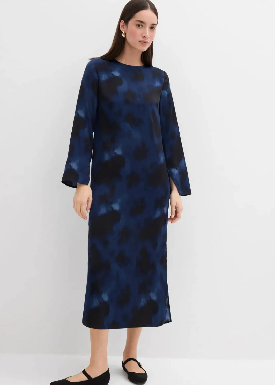 New Midikleid aus Satin Damen Kleider|Bekleidung·Pullover & Strickjacken