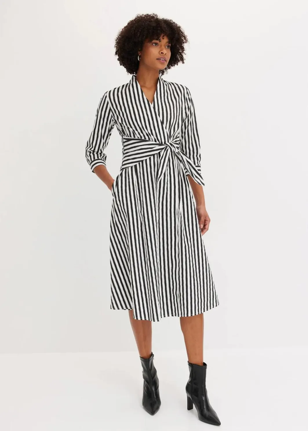 Outlet Midikleid mit Bindeband Damen Bekleidung·Pullover & Strickjacken|Kleider