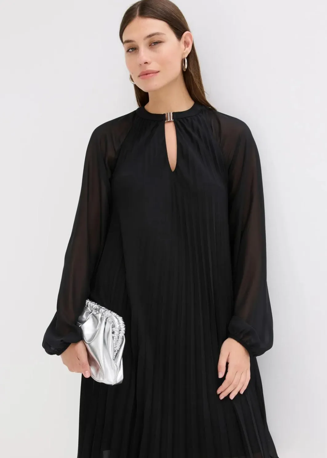 Damen bonprix Kleider|Festliche Mode|Minikleid aus feinem Chiffon mit Plisseé