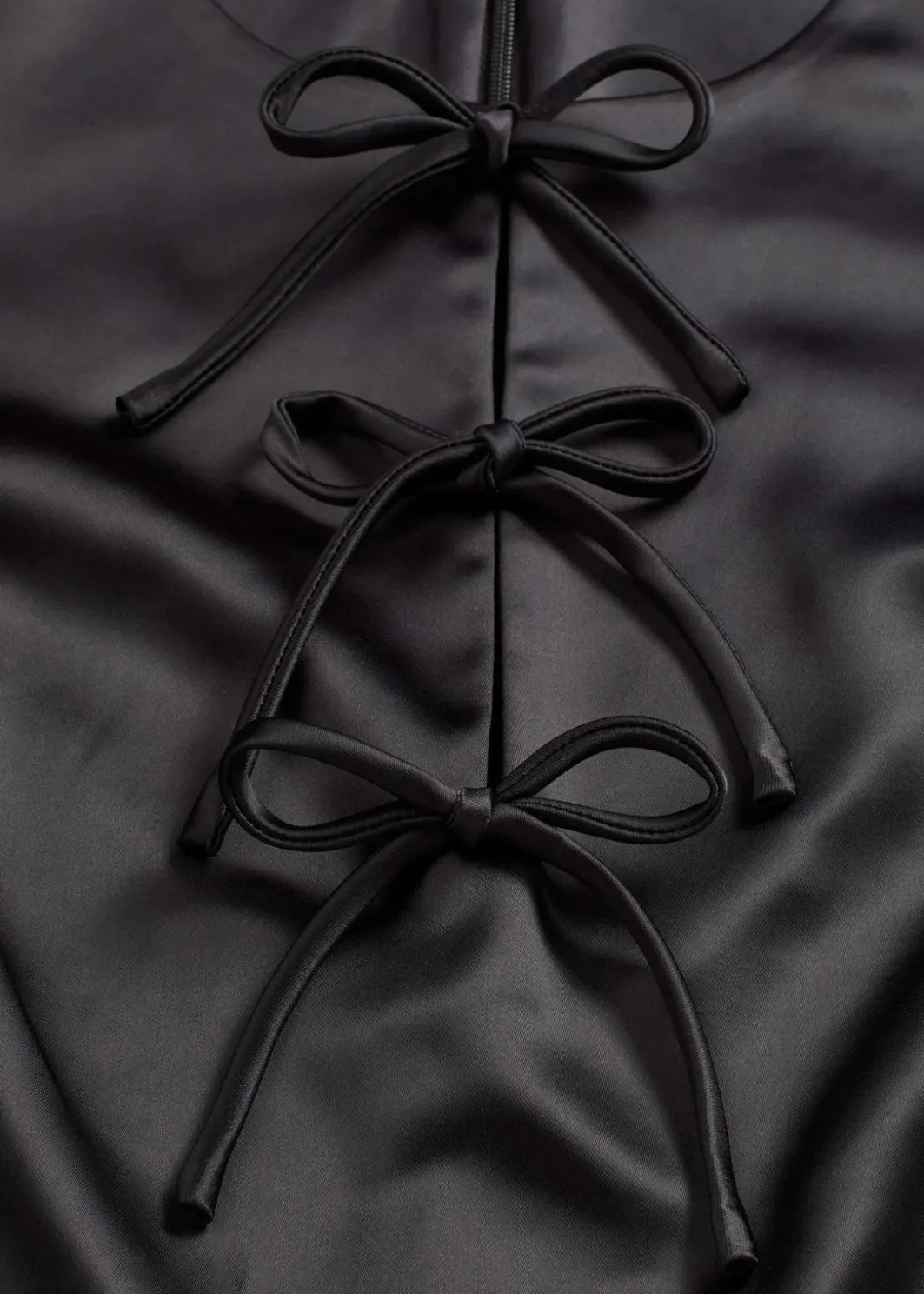 Damen bonprix Bekleidung·Pullover & Strickjacken|Kleider|Minikleid aus glänzendem Satin