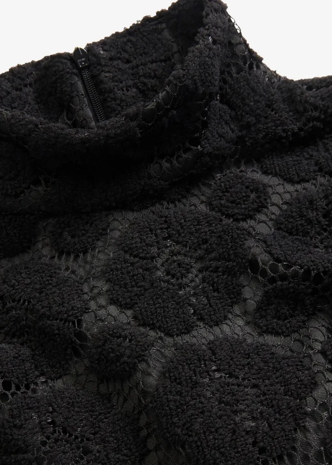 Minikleid aus Spitze Damen Bekleidung·Pullover & Strickjacken|Kleider