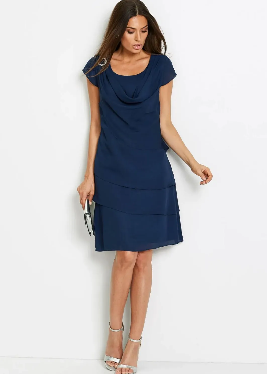Damen bonprix Bekleidung·Pullover & Strickjacken|Festliche Mode|Minikleid im Lagen-Look mit dekorativem Accessoire
